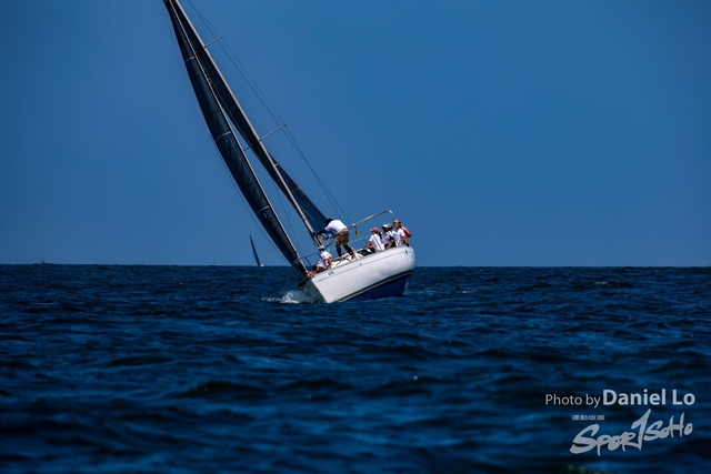 R62_7067