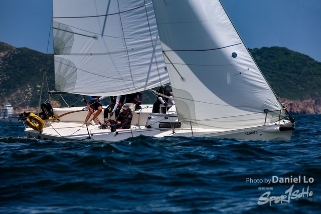 R62_6855