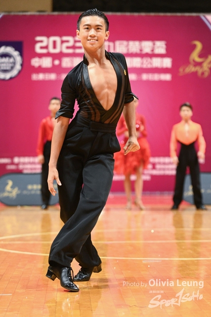 0LI_4918 copy