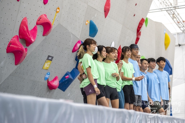 0LI_5571 copy