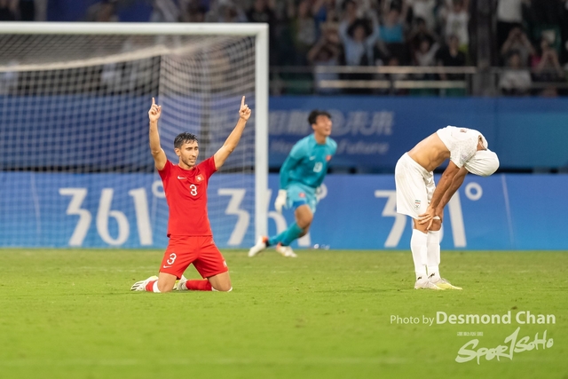 Desmond Chan 20231001 Football A1_DAC3178