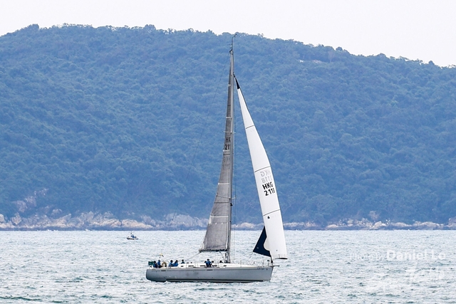 R62_2737
