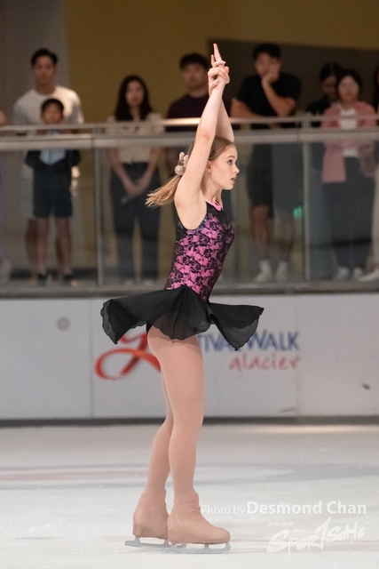Desmond Chan 20231104 Ice Skate A1-_DAC5229
