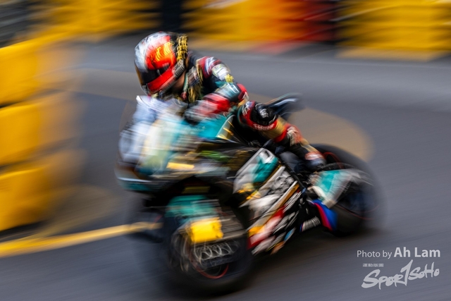 Z8B_1767
