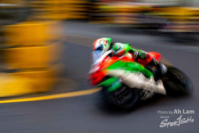 Z8B_1828