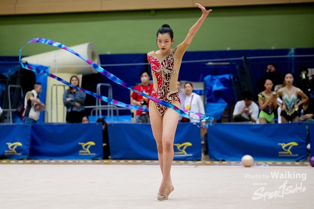 2023-11-19 RG - Ribbon-0534