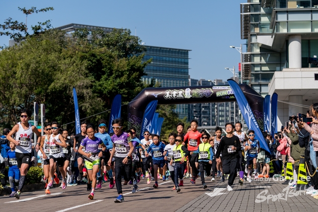 Mizuno Guy Run 0715