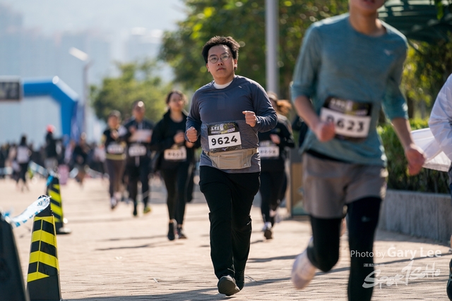 Mizuno Guy Run 0758