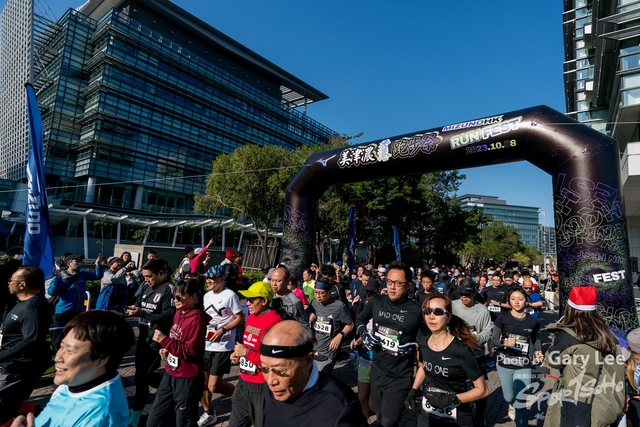 Mizuno Guy Run 0456
