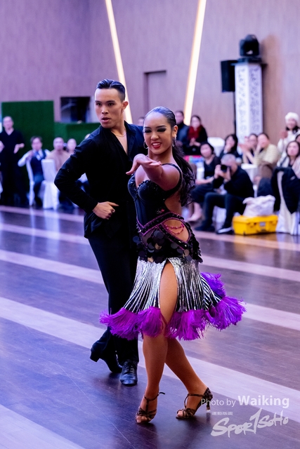 2023-12-23 Night Show-0209