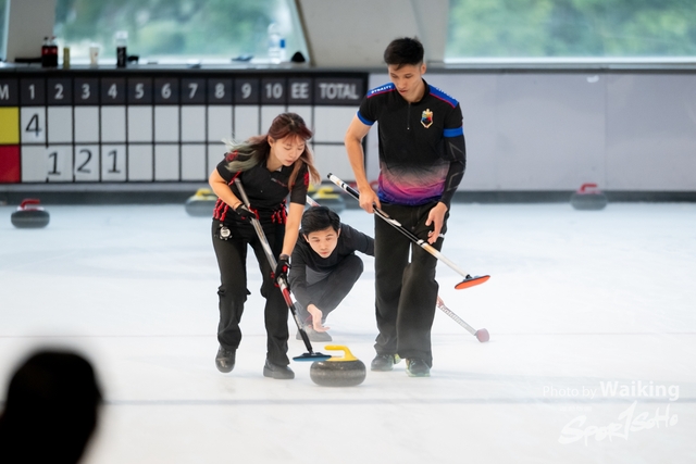 2023-12-30 Curling-0104