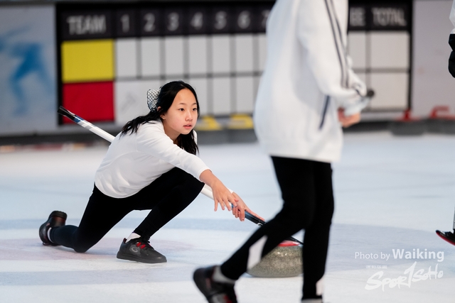 2023-12-30 Curling-0111